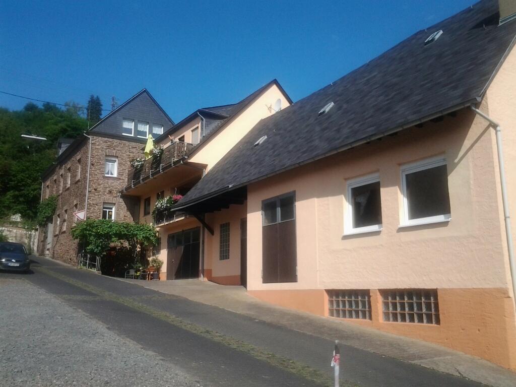 Weingut-Gaestehaus Karl Otto Nalbach Hotell Briedel Exteriör bild